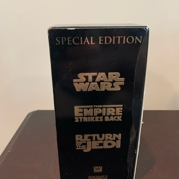 Like new 3 pack VHS Star Wars - Picture 4 of 4